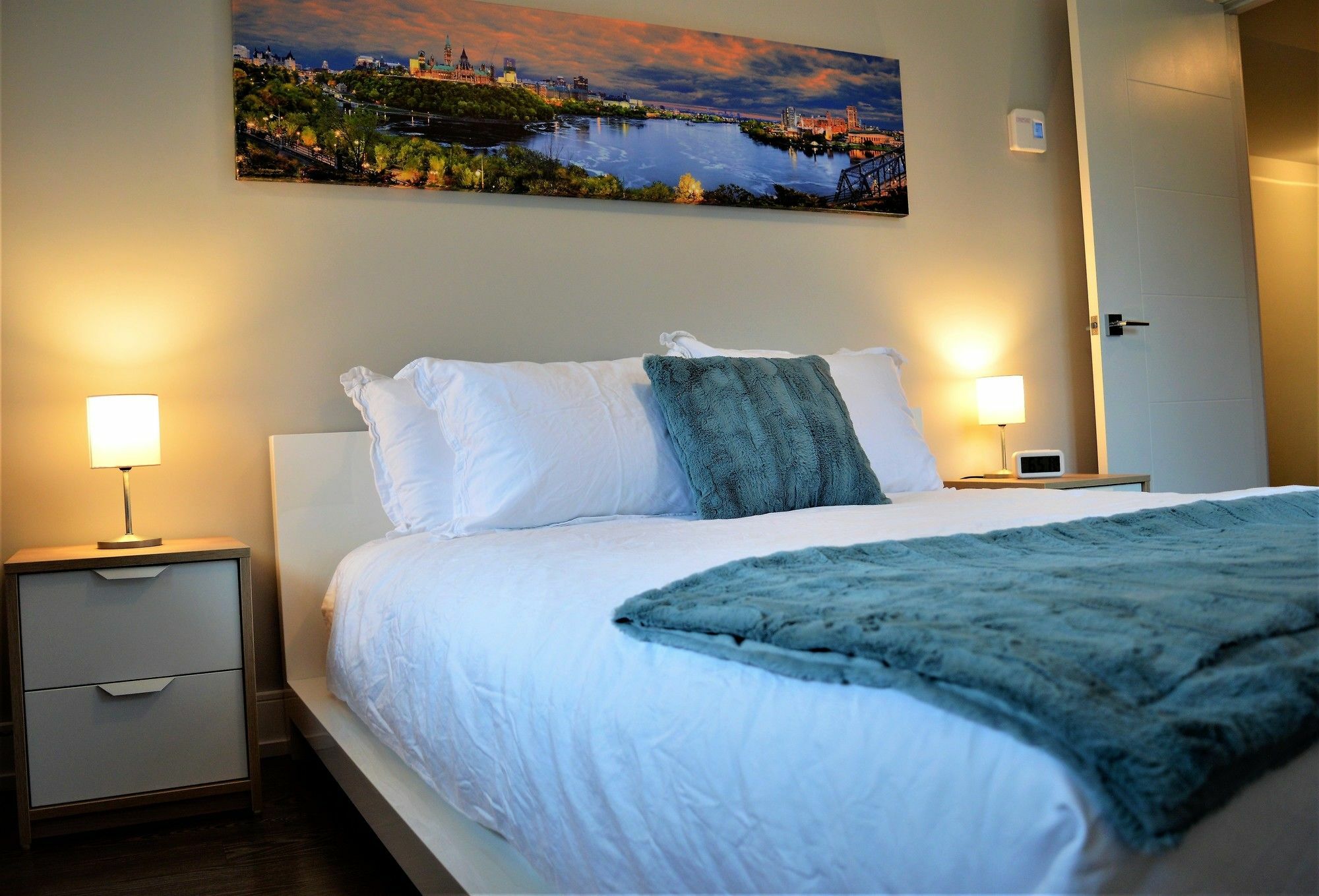 Simply Luxury * Ottawa